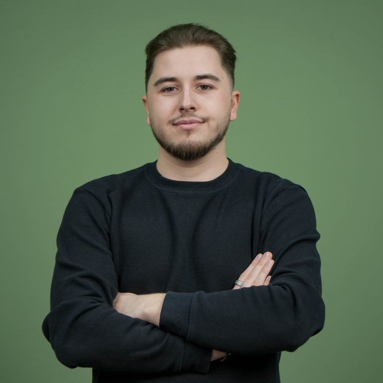 Виорель Чиолан