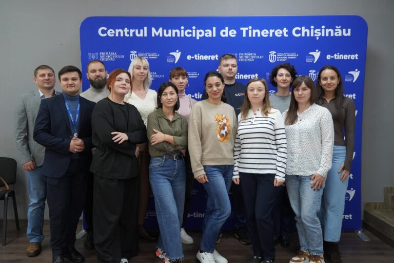Обмен опытом и наставничество в Муниципальном молодежном центре Кишинева: важный шаг к укреплению национальной сети молодежных центров